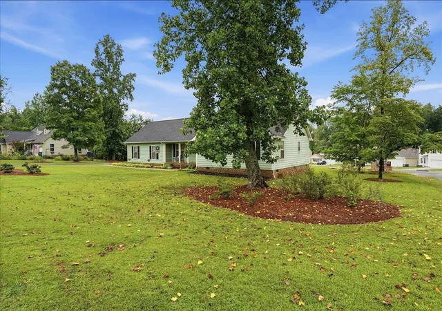 3rd image of 300 Sundance Wy, Spartanburg, SC 29302 | MLS# SPN339505
