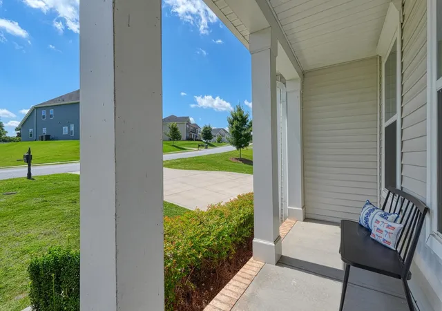 Photo 2 of Single family home for sale at 160 Scotts Blf Dr, Simpsonville, SC 29681 | MLS# SPN339520 | Listing updated on 2026-08-29