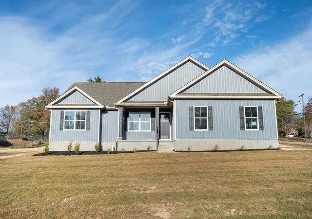 Photo 1 of Sale Pending at 1008 Patch Dr, Spartanburg, SC 29302 | MLS# SPN339521 | Listing updated on 2026-08-28