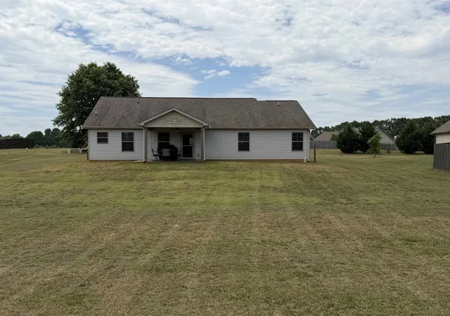 4th image of 111 Manor House Ln, Chesnee, SC 29323 | MLS# SPN339537