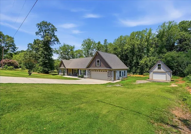 Photo 3 of Single family home for sale at 132 Holston Valley Cir, Inman, SC 29349 | MLS# SPN339545 | Listing updated on 2026-08-28