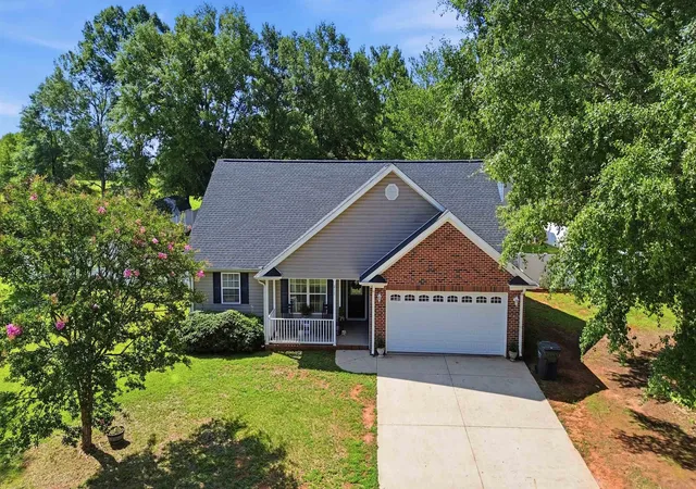 Photo 4 of Sale Pending at 217 Henderson Pl, Lyman, SC 29365 | MLS# SPN339553 | Listing updated on 2026-07-25