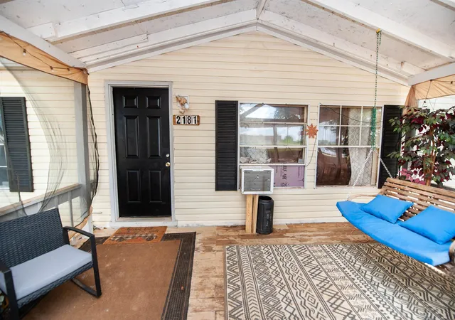 Photo 3 of Manufactured home for sale at 2181 E Georgia Rd, Woodruff, SC 29388 | MLS# SPN339563 | Listing updated on 2026-09-28