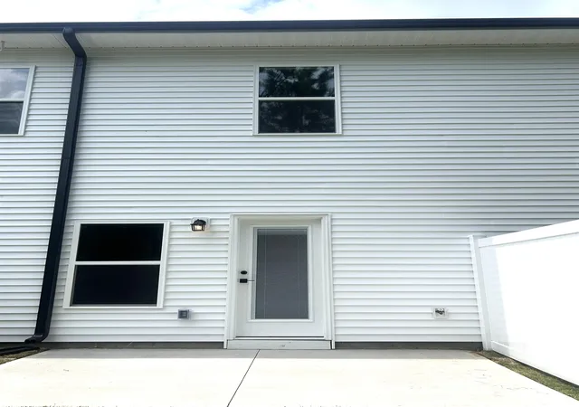 Photo 3 of Townhouse for sale at 624 Farcroft Trl, Roebuck, SC 29376 | MLS# SPN339571 | Listing updated on 2026-09-25