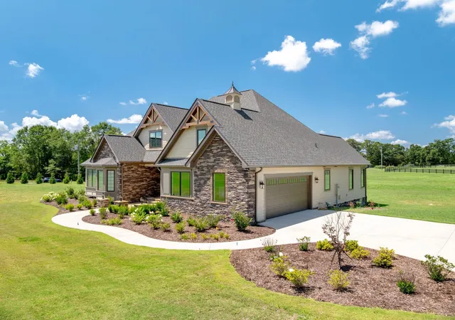 Photo 5 of Single family home for sale at 10445 New Cut Rd, Campobello, SC 29322 | MLS# SPN339591 | Listing updated on 2026-07-25