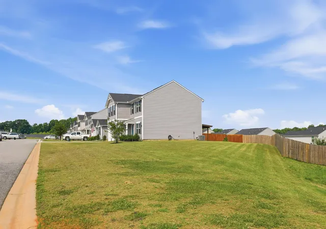Photo 3 of Single family home for sale at 841 Speakeasy Ln, Inman, SC 29349 | MLS# SPN339600 | Listing updated on 2026-09-09