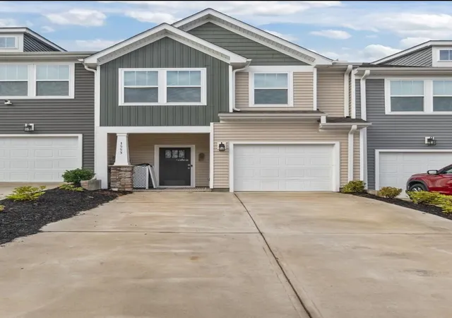 Photo 2 of Townhouse for sale at 1553 Rivermeade Dr, Moore, SC 29349 | MLS# SPN339604 | Listing updated on 2026-08-19