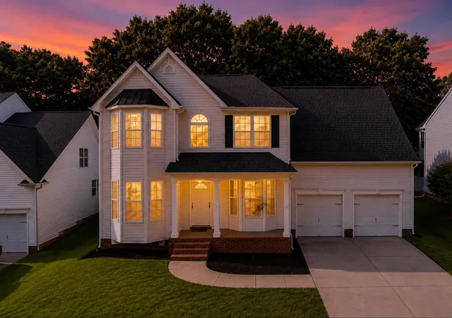 Photo 2 of Single family home for sale at 549 E Abington Way, Spartanburg, SC 29301 | MLS# SPN339622 | Listing updated on 2026-08-20