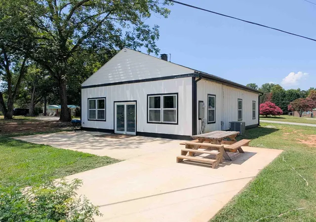 Photo 5 of Single family home for sale at 250 Bryant Rd, Pacolet, SC 29372 | MLS# SPN339625 | Listing updated on 2026-08-09