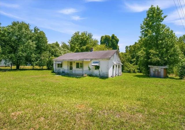Photo 3 of Single family home for sale at 309 Knitting Ml St, Jonesville, SC 29353 | MLS# SPN339654 | Listing updated on 2026-07-29