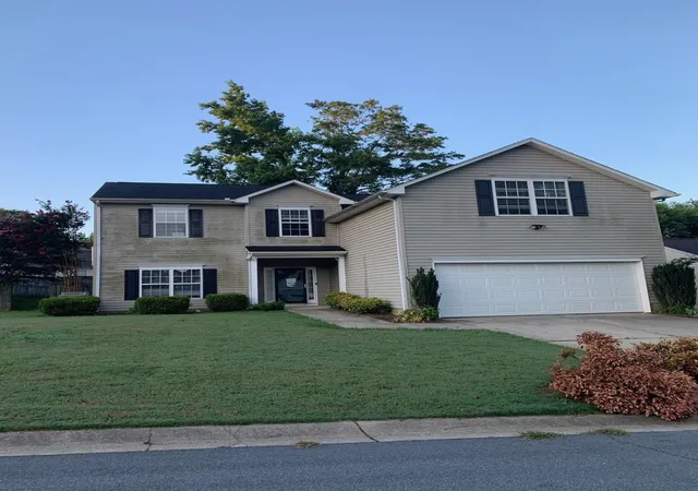 Photo 1 of Single family home for sale at 705 Bent Holw Ct, Moore, SC 29369 | MLS# SPN339657 | Listing updated on 2026-08-26