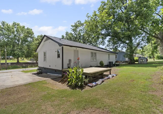3rd image of 709 Quarry St, Anderson, SC 29624 | MLS# SPN339714