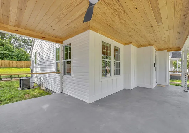 Photo 3 of Single family home for sale at 351 Winsmith Ave, Spartanburg, SC 29306 | MLS# SPN339747 | Listing updated on 2026-08-20