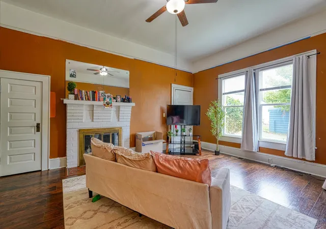 Photo 4 of Single family home for sale at 803 Saxon Ave, Spartanburg, SC 29301 | MLS# SPN339754 | Listing updated on 2026-08-20