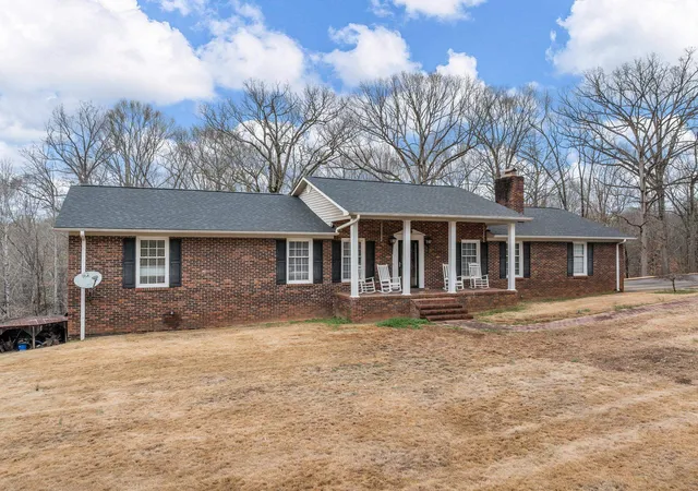 1st image of 170 Oak Ridge Dr, Jonesville, SC 29353 | MLS# SPN339755