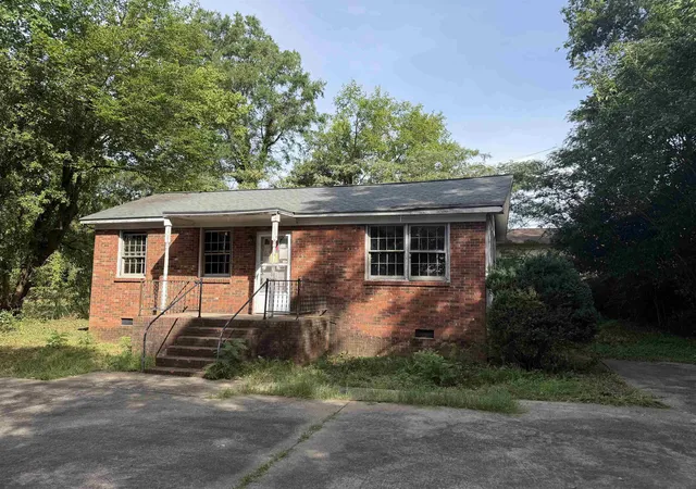 Photo 1 of Single family home for sale at 352 Whitney Rd, Spartanburg, SC 29303 | MLS# SPN339760 | Listing updated on 2026-09-06