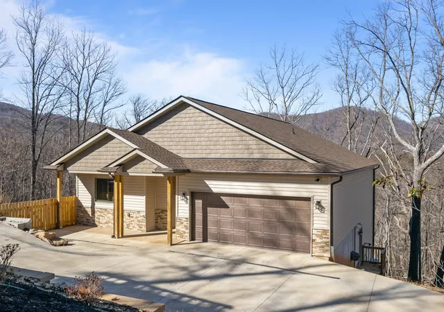 Photo 2 of Single family home for sale at 225 Aurora Ln, Tryon, NC 28782 | MLS# SPN339803 | Listing updated on 2026-07-29