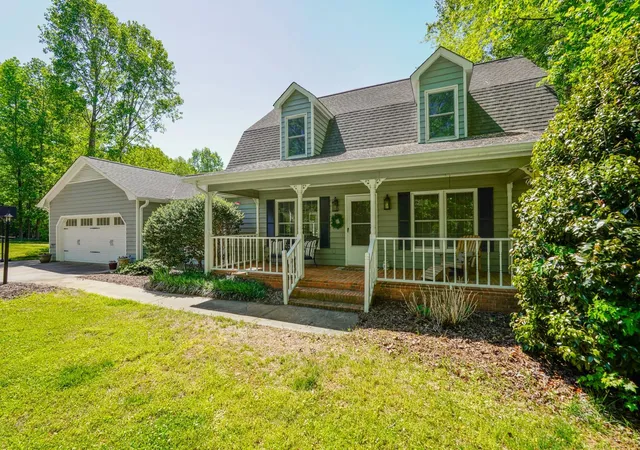 2nd image of 102 Hickory Hollow Dr, Inman, SC 29349 | MLS# SPN339807
