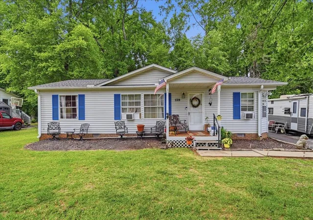 Photo 1 of Sale Pending at 129 Notchwoods Dr, Boiling Springs, SC 29316 | MLS# SPN339808 | Listing updated on 2026-08-01