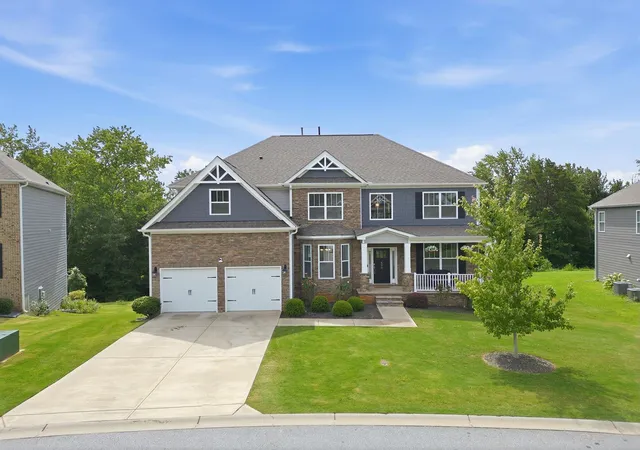 Photo 1 of Single family home for sale at 530 Fox Run Trl, Woodruff, SC 29388 | MLS# SPN339816 | Listing updated on 2026-08-28