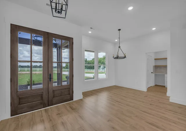 5th image of 1111 N Green River Rd, Gaffney, SC 29341 | MLS# SPN339821