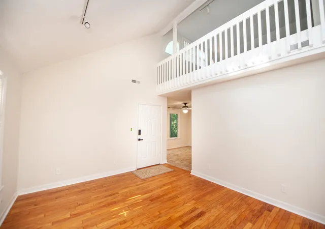 Photo 4 of Townhouse for sale at 140 Inwood Ct, Spartanburg, SC 29302 | MLS# SPN339841 | Listing updated on 2026-10-18