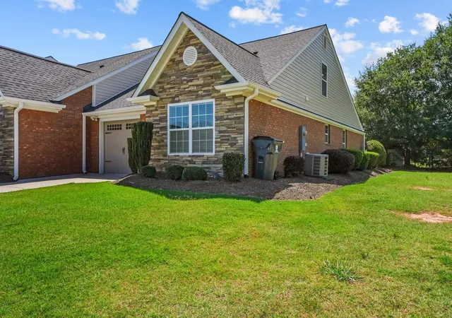 Photo 3 of Townhouse for sale at 340 Amelia Springs Ln, Moore, SC 29369 | MLS# SPN339868 | Listing updated on 2026-09-23