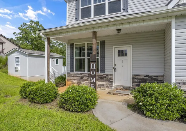 Photo 4 of Single family home for sale at 109 Lyman Lake Rd, Lyman, SC 29365 | MLS# SPN339875 | Listing updated on 2026-07-31