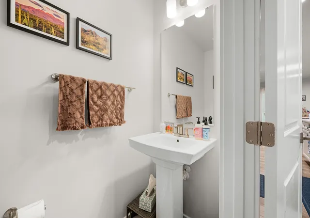 Photo 4 of Townhouse for sale at 186 Rhodell Ln, Greenville, SC 29605 | MLS# SPN339877 | Listing updated on 2026-08-20