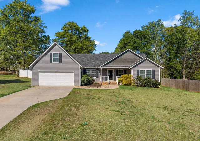 Photo 1 of Single family home for sale at 108 Butternut Rd, Spartanburg, SC 29306 | MLS# SPN339882 | Listing updated on 2026-07-29