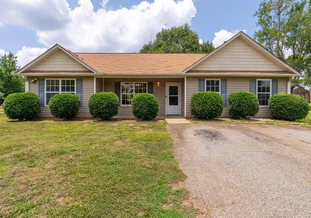 Photo 1 of Sale Pending at 366 Edwards Rd, Lyman, SC 29365 | MLS# SPN339921 | Listing updated on 2026-08-22
