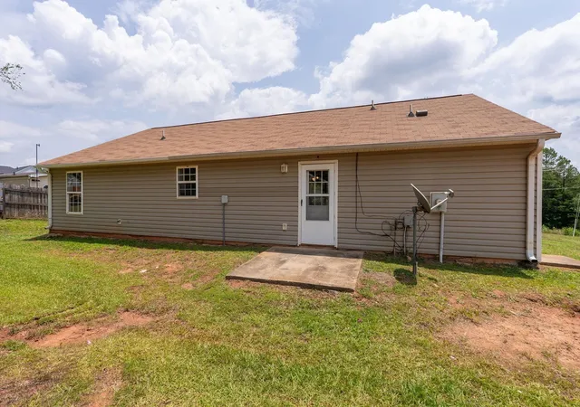 Photo 3 of Sale Pending at 366 Edwards Rd, Lyman, SC 29365 | MLS# SPN339921 | Listing updated on 2026-08-22