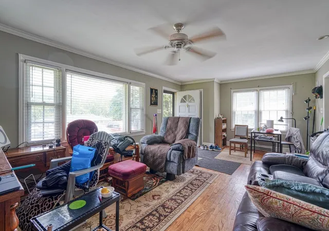 Photo 3 of Sale Pending at 818 Jackson St, Spartanburg, SC 29303 | MLS# SPN339943 | Listing updated on 2026-08-09