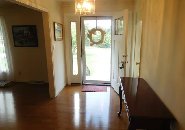 2nd image of 148 Greenbriar Dr Dr, Gaffney, SC 29341 | MLS# SPN339952