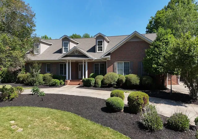 Photo 1 of Single family home for sale at 112 Linkside Dr, Taylors, SC 29687 | MLS# SPN339982 | Listing updated on 2026-08-12