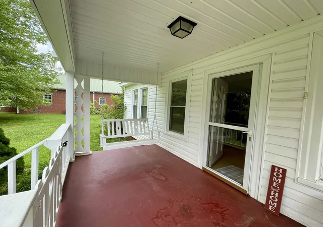 Photo 3 of Sale Pending at 620 W Cherokee St, Chesnee, SC 29323 | MLS# SPN339993 | Listing updated on 2026-09-29