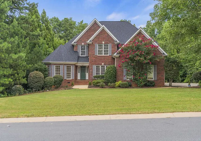 Photo 1 of Single family home for sale at 335 Benford Dr, Boiling Springs, SC 29316 | MLS# SPN339998 | Listing updated on 2026-09-02