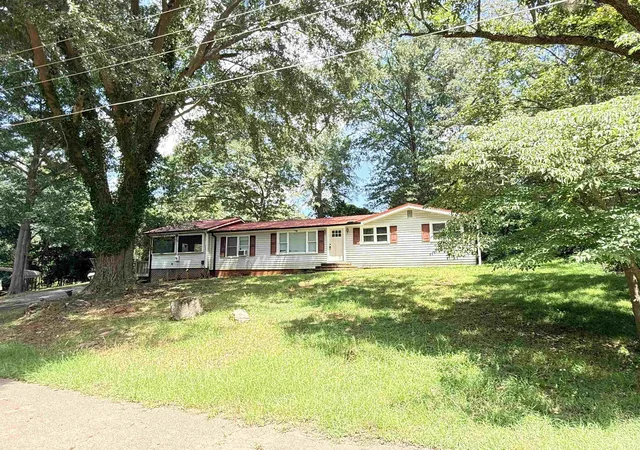 Photo 1 of Single family home for sale at 4830 Clifton Glendale Rd, Spartanburg, SC 29307 | MLS# SPN340000 | Listing updated on 2026-08-22