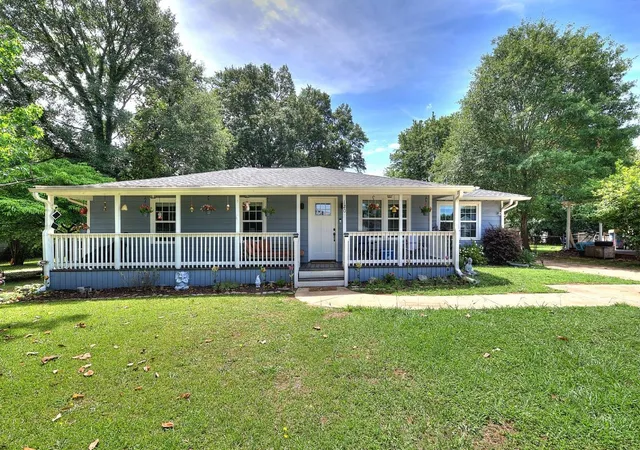 Photo 1 of Single family home for sale at 120 Swain Ave, Boiling Springs, SC 29316 | MLS# SPN340006 | Listing updated on 2026-09-05