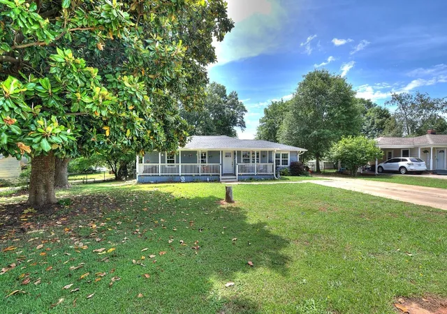 Photo 2 of Single family home for sale at 120 Swain Ave, Boiling Springs, SC 29316 | MLS# SPN340006 | Listing updated on 2026-09-05