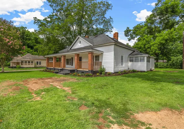3rd image of 512 Piedmont Ave, Anderson, SC 29625 | MLS# SPN340008