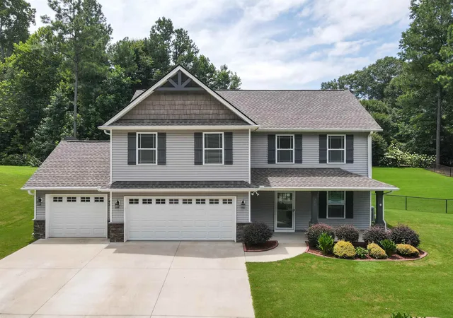 Photo 1 of Sale Pending at 750 Old Canaan Rd, Spartanburg, SC 29306 | MLS# SPN340031 | Listing updated on 2026-08-21