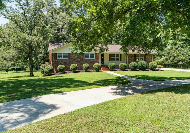 Photo 2 of Single family home for sale at 151 Hillandale Ln, Pacolet, SC 29372 | MLS# SPN340072 | Listing updated on 2026-08-27