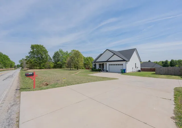 Photo 3 of Single family home for sale at 2991 Highway 14, Woodruff, SC 29388 | MLS# SPN340086 | Listing updated on 2026-08-02