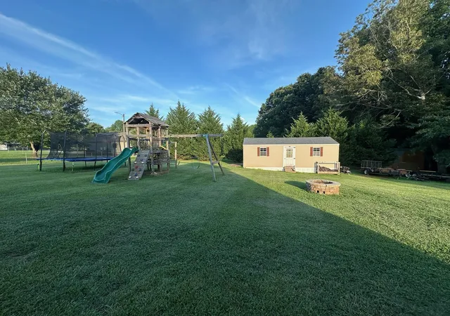 17th image of 141 Country Lane, Gaffney, SC 29341 | MLS# SPN340105