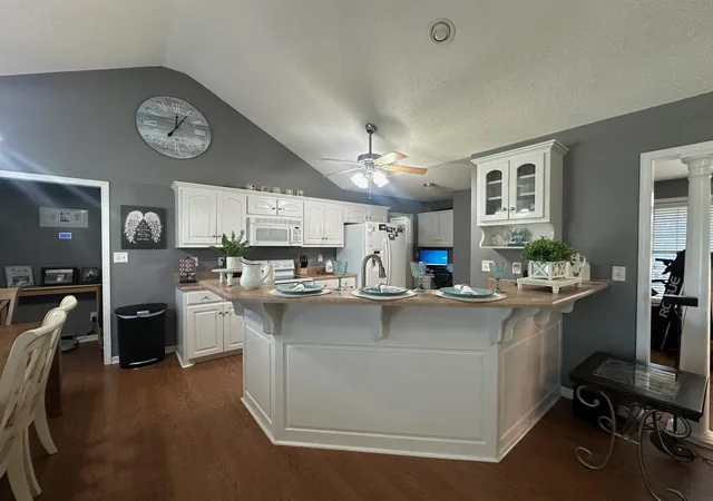 Photo 4 of Sale Pending at 141 Country Ln, Gaffney, SC 29341 | MLS# SPN340105 | Listing updated on 2026-08-13