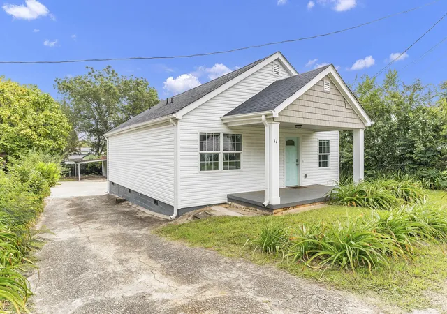Photo 3 of Single family home for sale at 34 Jamison St, Greenville, SC 29611 | MLS# SPN340111 | Listing updated on 2026-08-03