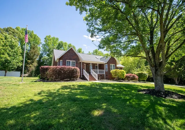 2nd image of 109 Cameron Ln, Gaffney, SC 29341 | MLS# SPN340124