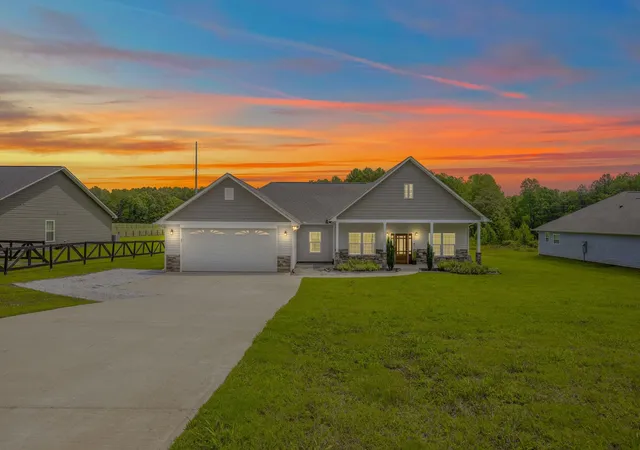 Photo 1 of Sale Pending at 1367 Ezell Rd, Chesnee, SC 29323 | MLS# SPN340125 | Listing updated on 2026-09-23