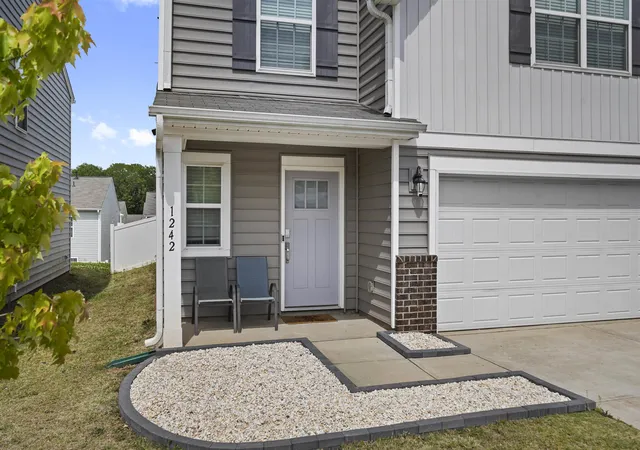 Photo 2 of Single family home for sale at 1242 Kilead Ct, Boiling Springs, SC 29316 | MLS# SPN340133 | Listing updated on 2026-08-05